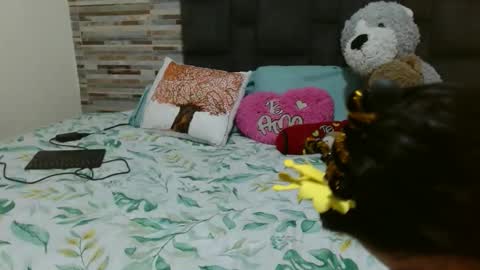 Snapshot of disneey2888 chatting on 26, 10, 2025 disneey2888 online show from 26, 10, 2025