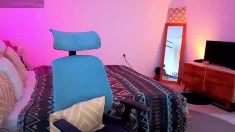 JASMINE online show from 8, 11, 2025