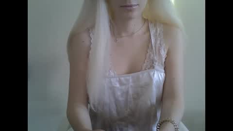Snapshot of ditamilton chatting on 18, 1, 2025 DitaMilton online show from 18, 1, 2025