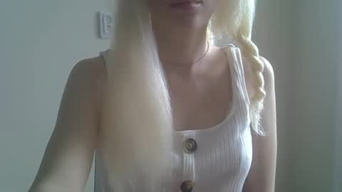 Snapshot of ditamilton chatting on 13, 9, 2025 DitaMilton online show from 13, 9, 2025