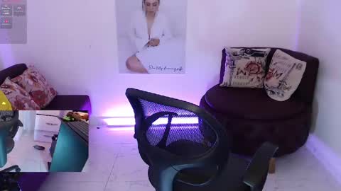 Diva online show from 11, 12, 2024
