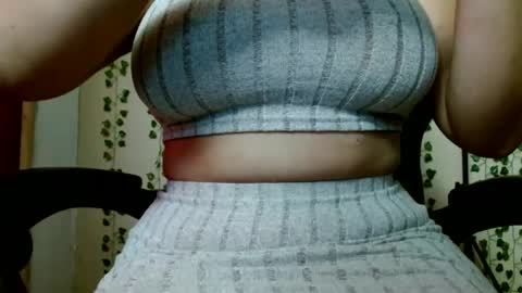 Snapshot of divadirty chatting on 5, 2, 2025 Mari online show from 5, 2, 2025