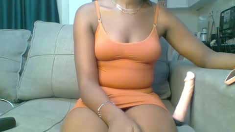 queen kinky online show from 8, 4, 2026