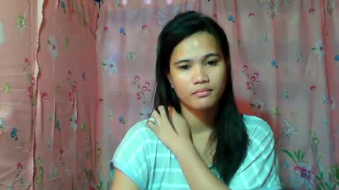 Snapshot of divina071594 chatting on 23, 7, 2026 REYAN online show from 23, 7, 2026