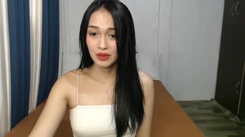 DIVINA online show from 10, 12, 2024