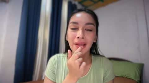 DIVINA online show from 25, 6, 2026