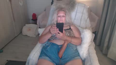 Alexxa online show from 11, 5, 2026