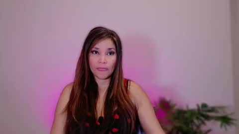 DivineLynn online show from 5, 12, 2024