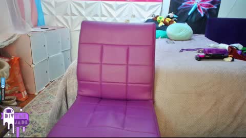 Jade Divyne online show from 9, 12, 2024