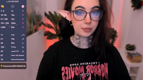 Snapshot of dixipixi_ chatting on 10, 1, 2025 dixipixi_ online show from 10, 1, 2025