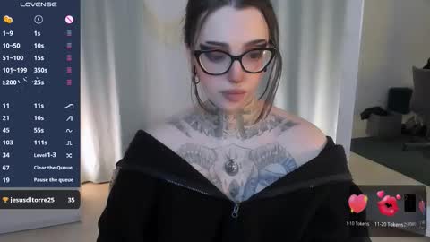 Snapshot of dixipixi_ chatting on 26, 3, 2026 dixipixi_ online show from 26, 3, 2026