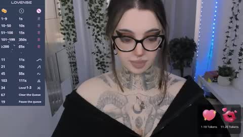 dixipixi_ online show from 30, 4, 2026