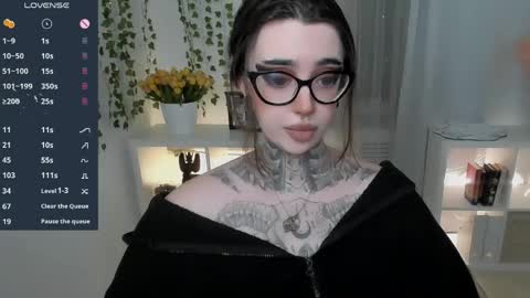 dixipixi_ online show from 23, 5, 2026