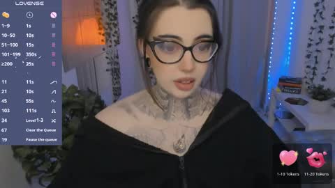 dixipixi_ online show from 30, 5, 2026