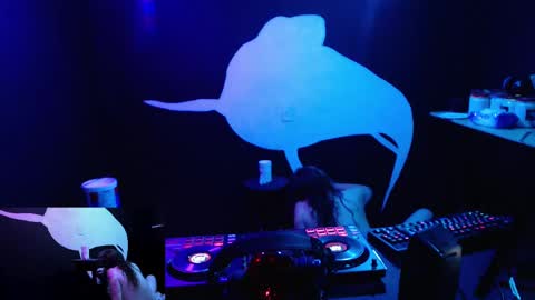 Snapshot of dj_capitain_claw chatting on 3, 2, 2025 Adrian Arturo online show from 3, 2, 2025