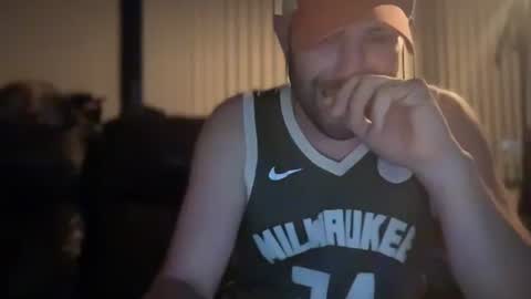 Snapshot of dj_chaterbate chatting on 3, 2, 2026 DJ Chaterbate online show from 3, 2, 2026