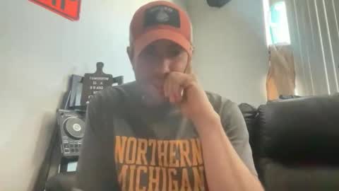 Snapshot of dj_chaterbate chatting on 2, 3, 2026 DJ Chaterbate online show from 2, 3, 2026