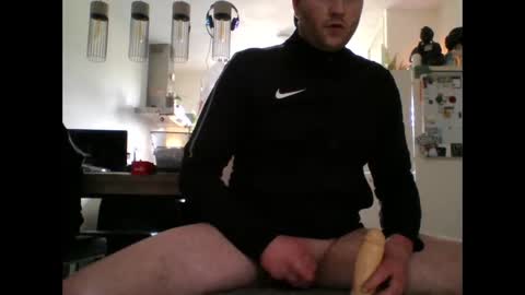 Snapshot of dj_ziggo chatting on 6, 3, 2025 dj_ziggo online show from 6, 3, 2025