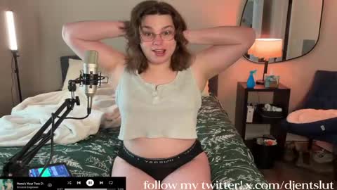 Snapshot of djentslut chatting on 10, 12, 2024 djentslut online show from 10, 12, 2024