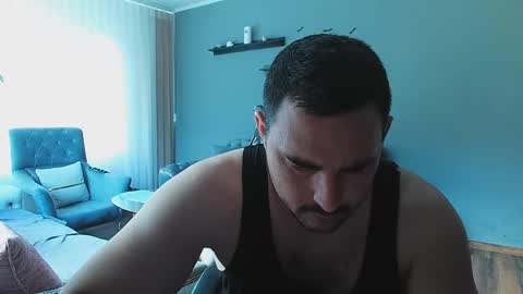 Snapshot of djmute chatting on 21, 4, 2026 STR8 BOYv online show from 21, 4, 2026