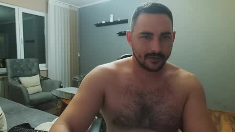 Snapshot of djmute chatting on 29, 4, 2026 STR8 BOYv online show from 29, 4, 2026