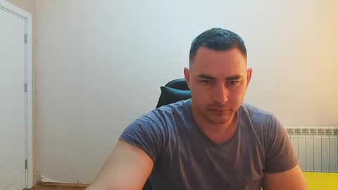 Snapshot of djmute chatting on 20, 5, 2026 STR8 BOYv online show from 20, 5, 2026