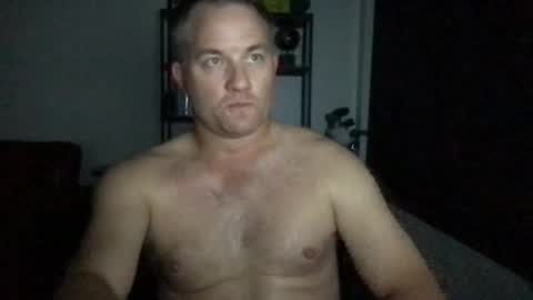 TriflinYoBitch online show from 15, 10, 2025