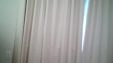 Snapshot of dkj37889 chatting on 19, 10, 2025 Kyle online show from 19, 10, 2025