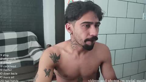 Snapshot of dmacedo96 chatting on 6, 10, 2025 AmigodotadoZL online show from 6, 10, 2025