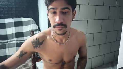 Snapshot of dmacedo96 chatting on 2, 11, 2025 AmigodotadoZL online show from 2, 11, 2025