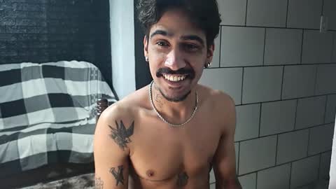 Snapshot of dmacedo96 chatting on 3, 11, 2025 AmigodotadoZL online show from 3, 11, 2025