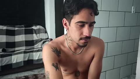 Snapshot of dmacedo96 chatting on 4, 11, 2025 AmigodotadoZL online show from 4, 11, 2025