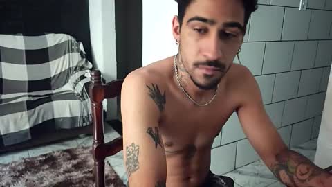 Snapshot of dmacedo96 chatting on 13, 11, 2025 AmigodotadoZL online show from 13, 11, 2025