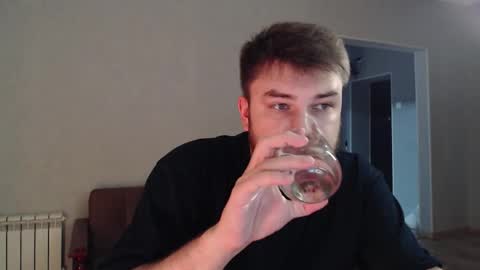 do_you_feel_pain online show from 17, 11, 2025