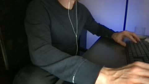 Snapshot of doctor_luv_69 chatting on 13, 6, 2026 doctor_luv_69 online show from 13, 6, 2026