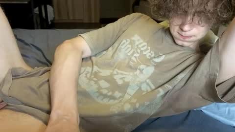 Snapshot of doedeeer chatting on 10, 4, 2026 Alex online show from 10, 4, 2026