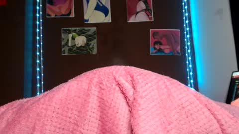 Snapshot of doeschi_fox chatting on 22, 7, 2026 doeschi_fox online show from 22, 7, 2026