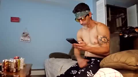 Snapshot of dogbone999081 chatting on 11, 10, 2025 dogbone999081 online show from 11, 10, 2025