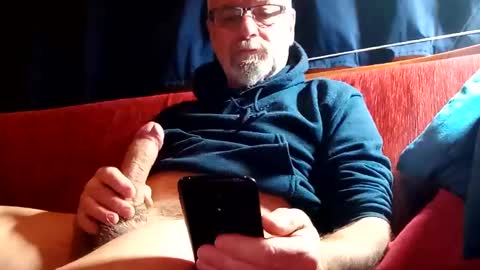 doghouseblue online show from 10, 12, 2024