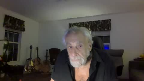 Snapshot of dogluc7 chatting on 31, 1, 2025 dogluc7 online show from 31, 1, 2025