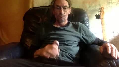 dogstarmanitee online show from 16, 11, 2025