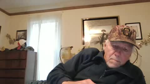 Snapshot of doingmyself69 chatting on 4, 3, 2025 doingmyself69 online show from 4, 3, 2025