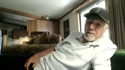 Snapshot of doingmyself69 chatting on 24, 9, 2025 doingmyself69 online show from 24, 9, 2025