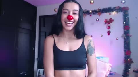 dolceclown_ online show from 3, 12, 2024