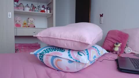 Dolcevainin online show from 29, 11, 2025