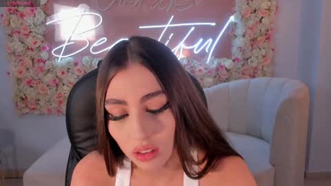 Snapshot of dolcieelliot chatting on 16, 12, 2024 Dolcie online show from 16, 12, 2024