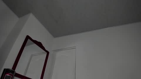 Snapshot of doll10starx chatting on 2, 12, 2024 Ludika Santiago online show from 2, 12, 2024