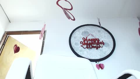 doll_and_thebrown online show from 16, 2, 2026