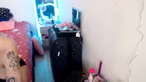 Catherine XXX online show from 9, 2, 2026