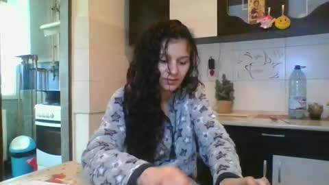 Snapshot of doll_stylish_ chatting on 4, 2, 2025 dol online show from 4, 2, 2025